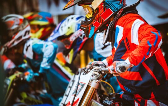 バイクレース